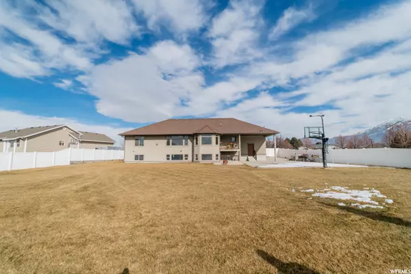 Nibley, UT 84321,828 W 2450 S