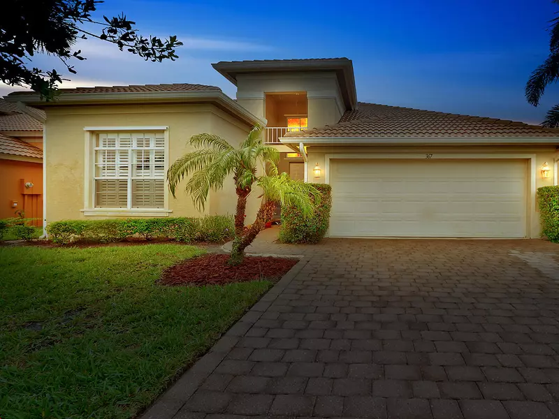 367 NW Stratford LN, Port Saint Lucie, FL 34953