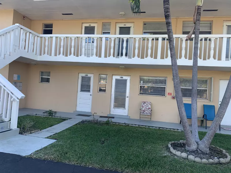 108 NE 20th AVE 103, Boynton Beach, FL 33435