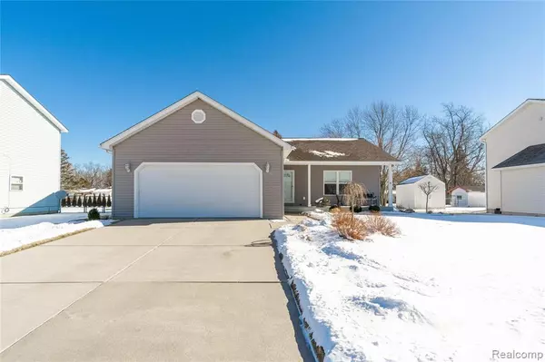 Burton, MI 48519 1587,3097 DAHLIA Drive