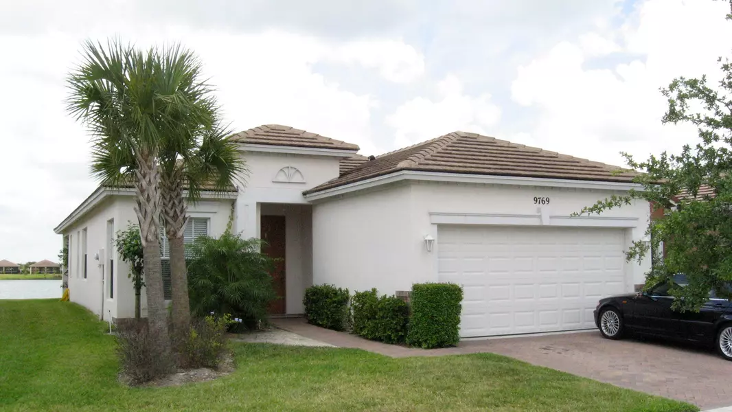 9769 SW Eastbrook CIR, Port Saint Lucie, FL 34987