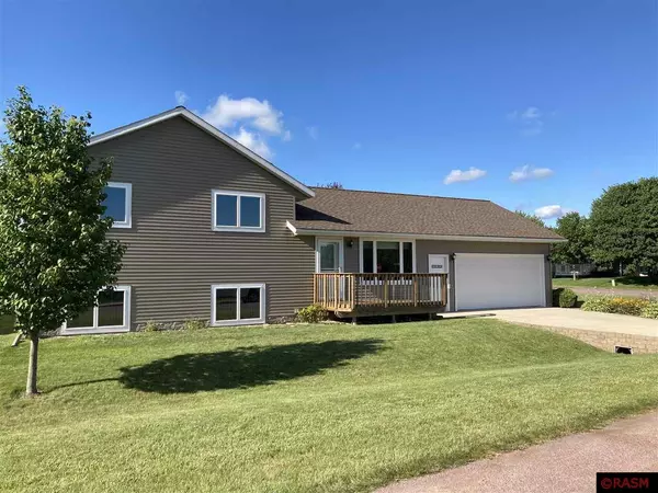 116 Red Shoe Drive, Courtland, MN 56021