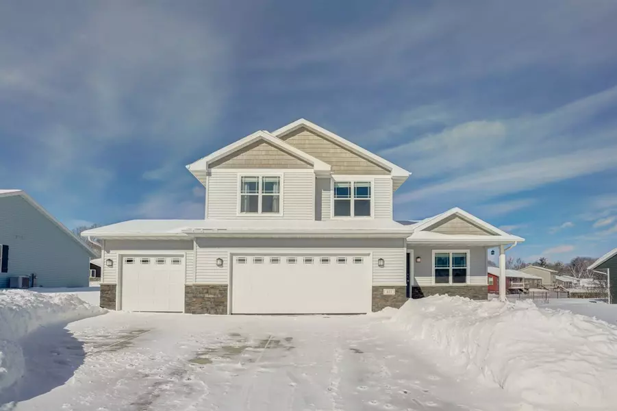 611 Martha St, Edgerton, WI 53534