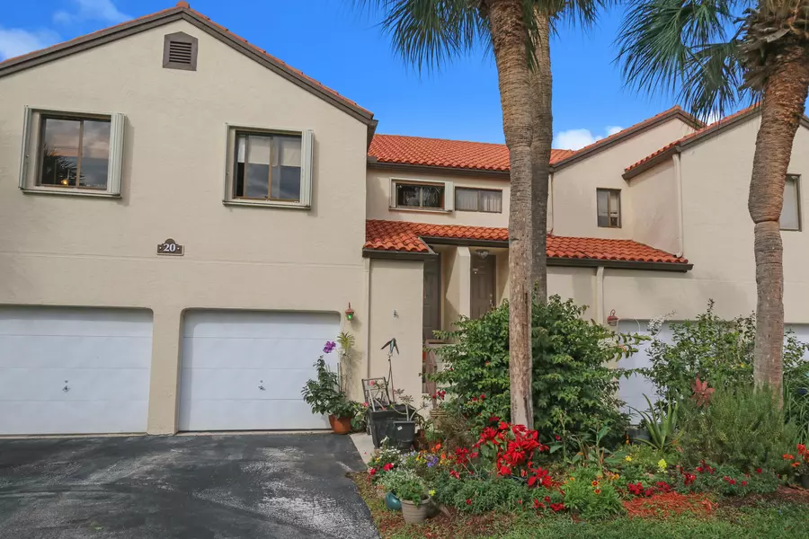 20 Via De Casas Sur 201, Boynton Beach, FL 33426