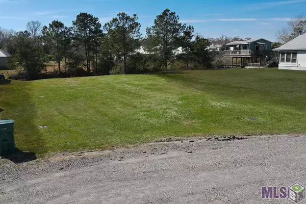 17021 COLES CREEK, Springfield, LA 70462