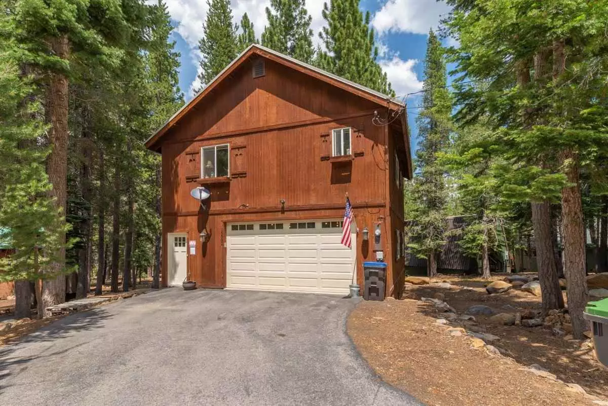 Truckee, CA 96161,15502 Northwoods Boulevard