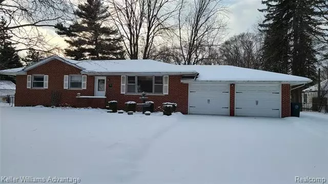 11287 GOLD ARBOR RD, Plymouth, MI 48170