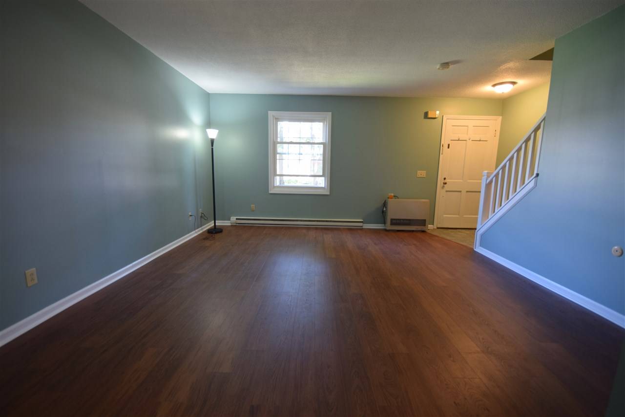 South Burlington, VT 05403,425 Dorset ST #19