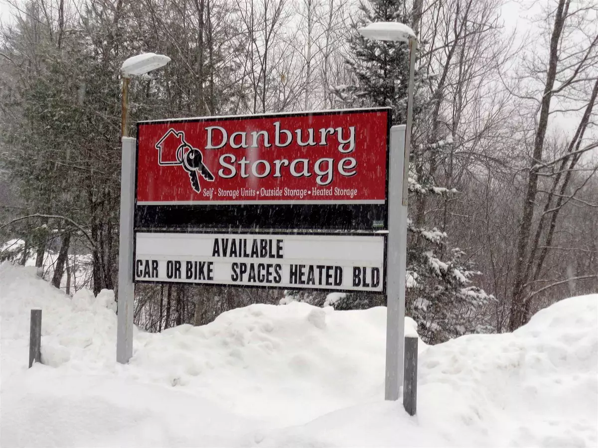 Danbury, NH 03230,663 US Route 4