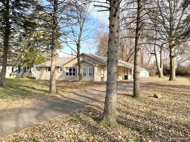 Westland, MI 48186,1421 EDWIN ST