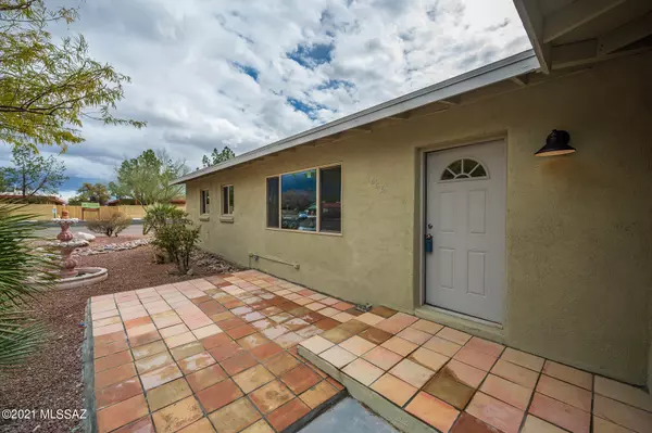 Tucson, AZ 85716,2558 E Hampton Street