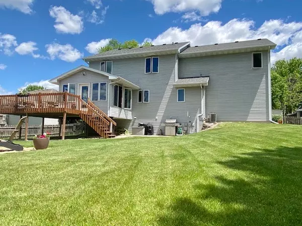 Sun Prairie, WI 53590,1344 Pinnacle Cir