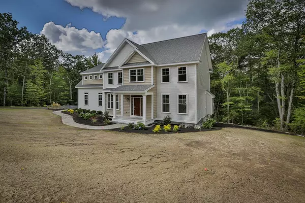 2 Clover Hill WAY, Brookline, NH 03033