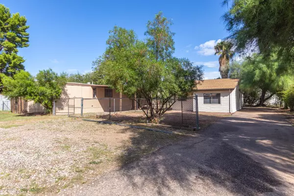 4573 N Obetka Avenue, Tucson, AZ 85705