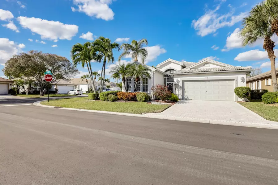 7563 Sagunto ST, Boynton Beach, FL 33437