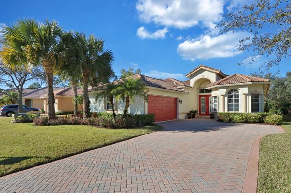 7608 Greenbrier CIR, Port Saint Lucie, FL 34986