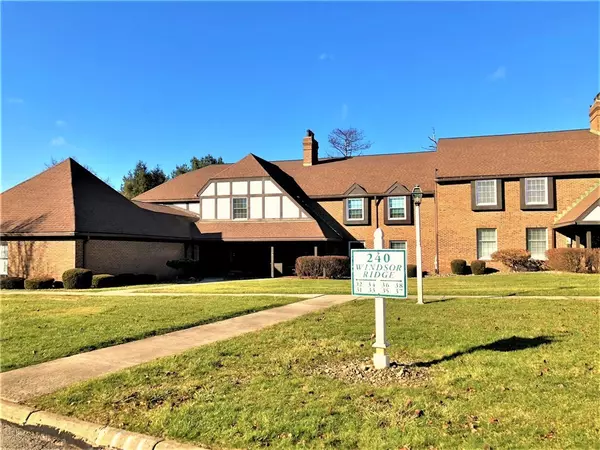 240 Windsor Ridge Unit 31, New Castle, PA 16105