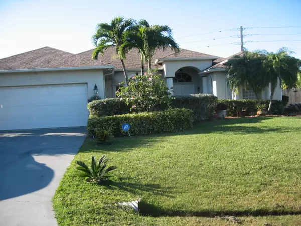 5794 NW Zinnia ST, Port Saint Lucie, FL 34986