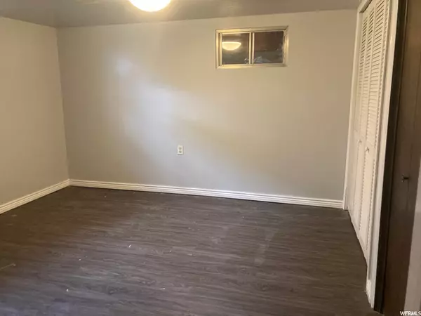 Layton, UT 84041,585 E JULIE DR