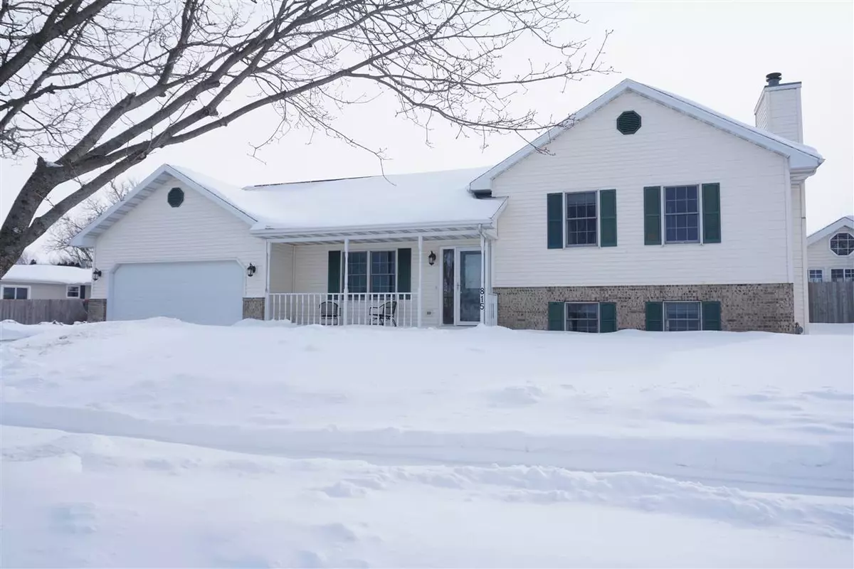 Clinton, WI 53525,815 Shu Lar Ln