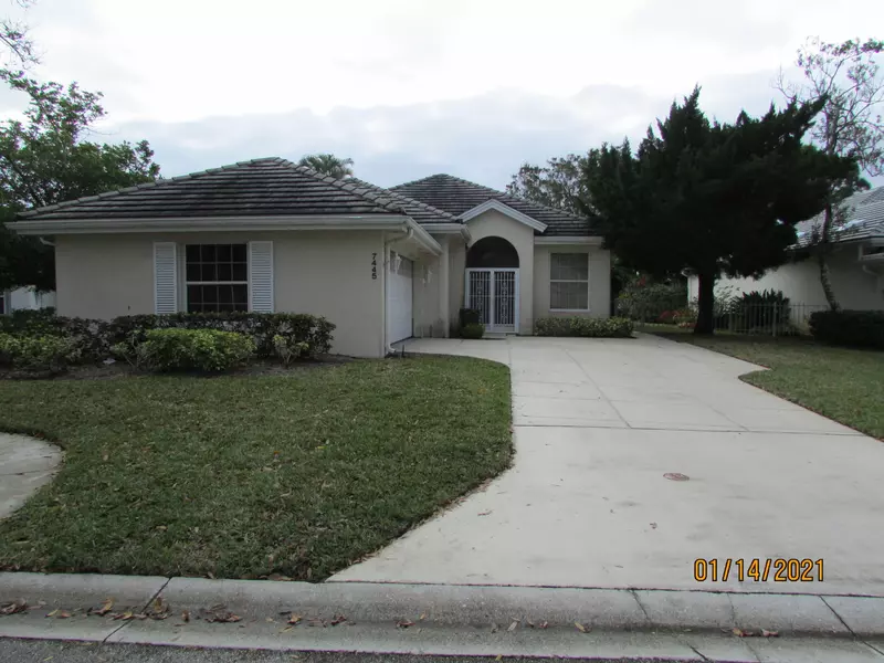 7445 SE Marsh Fern LN, Hobe Sound, FL 33455