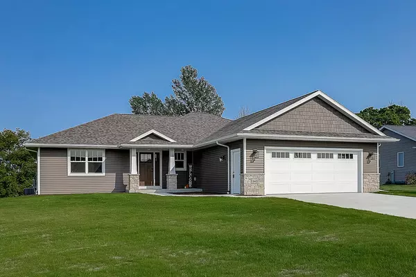 243 N 6th St, Sheboygan Falls, WI 53085