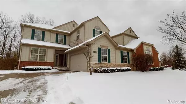 Rochester Hills, MI 48309,3697 WINDING BROOK CIR