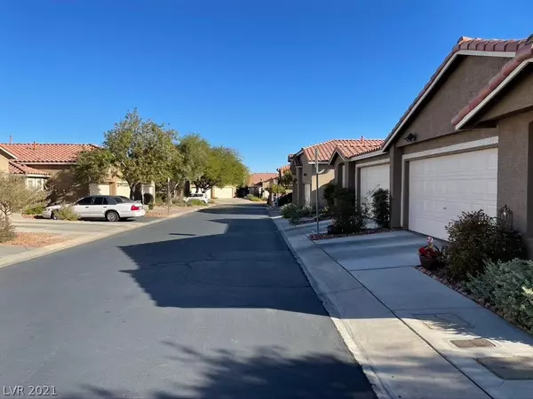 Henderson, NV 89014,1613 Azure Springs Avenue