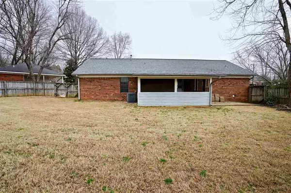 Munford, TN 38058,17 OAK CV