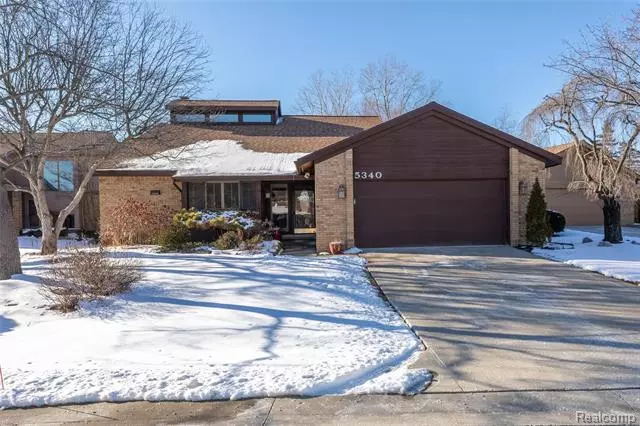 5340 Isle Royal CRT, West Bloomfield, MI 48323