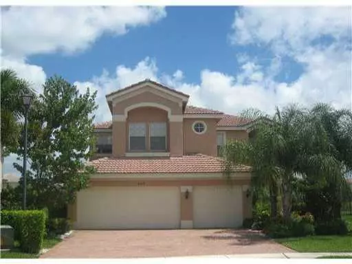 8553 Shallowbrook CV, Boynton Beach, FL 33473