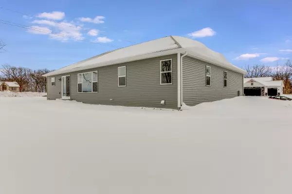 Paddock Lake, WI 53168,25604 77th St Unit Lt11