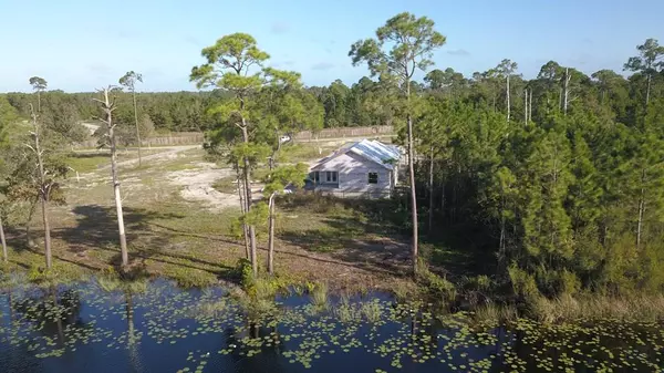 Carrabelle, FL 32322,230 Lake Mckissack Lane