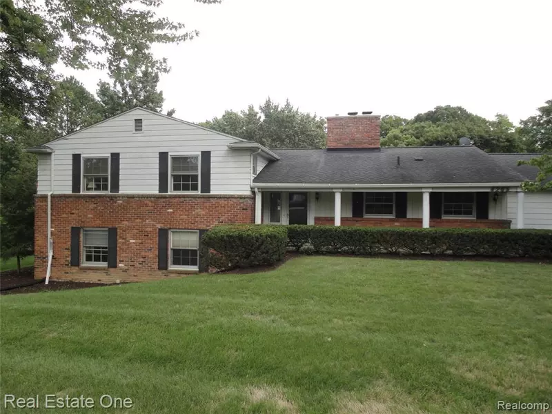 4265 Pine Tree Trail, Bloomfield Hills, MI 48302 1856