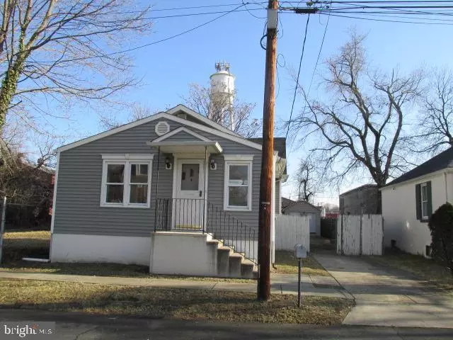 34 MCCOY AVE, Trenton, NJ 08619