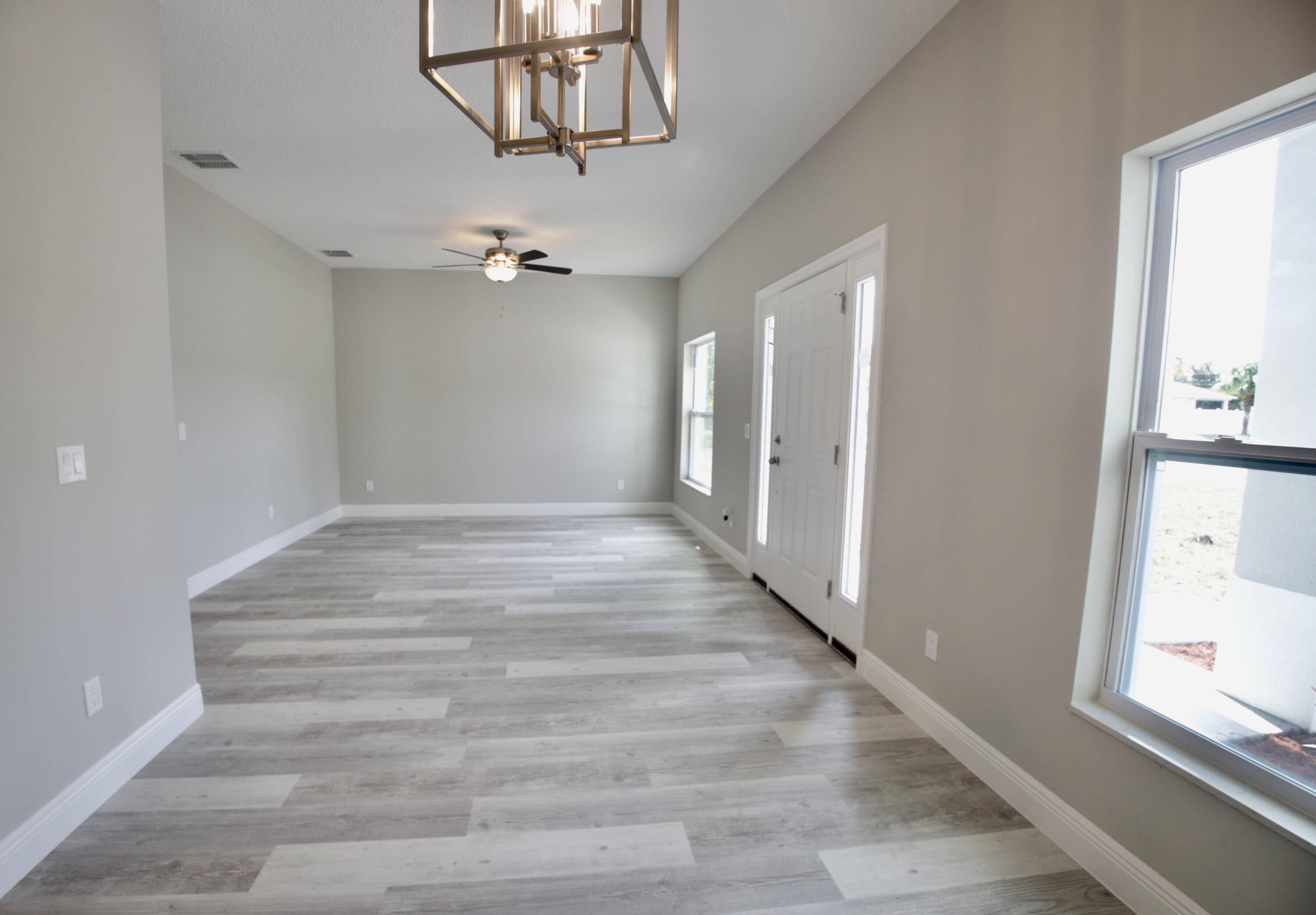Vero Beach, FL 32967,8716 102nd AVE