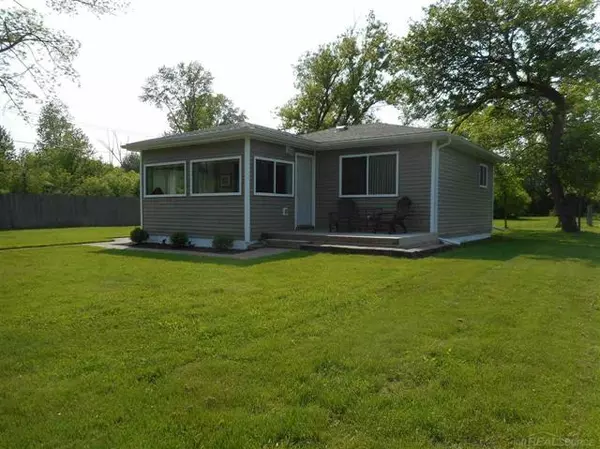 Cottrellville Twp, MI 48039,8590 RIVER ROAD