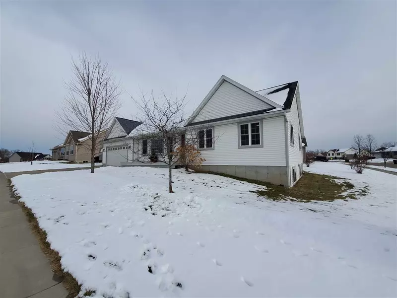 79 Me Me Ln, Reedsburg, WI 53959