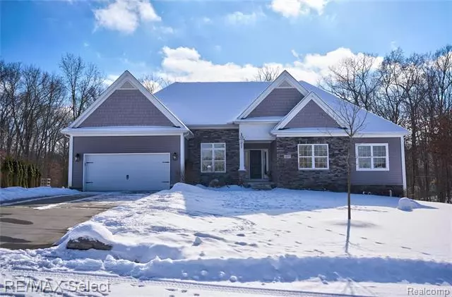 1075 SUGAR MAPLE CRT, Fenton, MI 48430