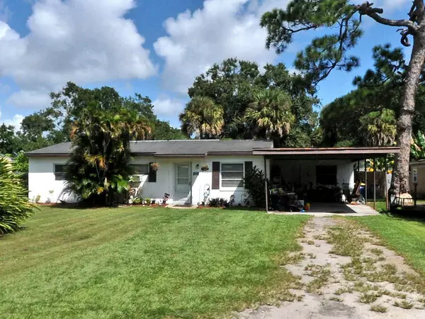 2004 S 30th ST, Fort Pierce, FL 34947