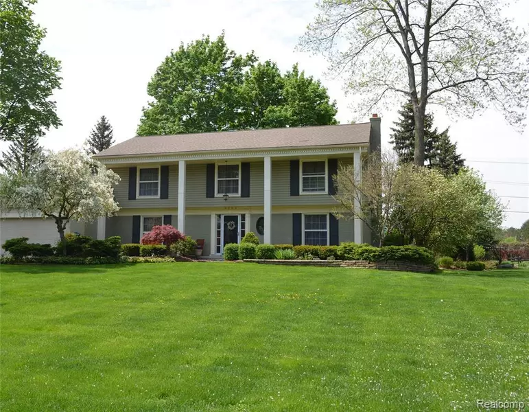 3232 E BRECKENRIDGE Lane, Bloomfield Hills, MI 48301 4148