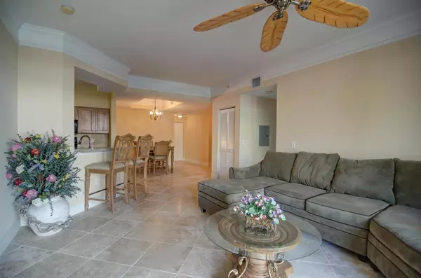 Palm Beach Gardens, FL 33418,5104 E Myrtlewood CIR