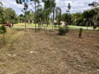 Indian Lake Estates, FL 33855,823 Pandora DR