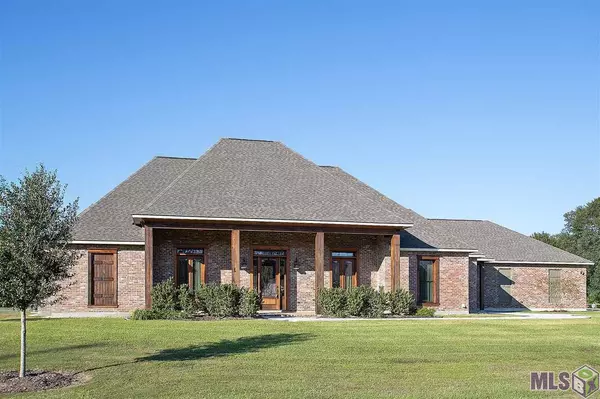 45372 HIDDEN MEADOW TRAIL, St Amant, LA 70774