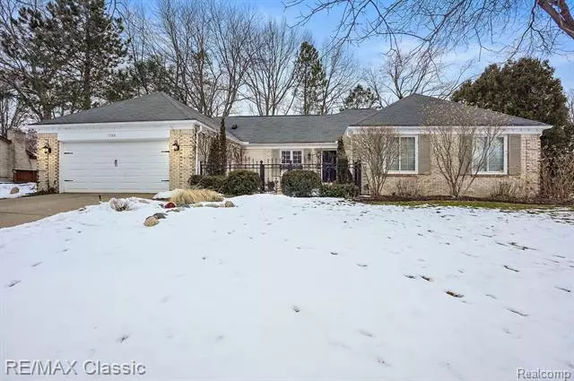 Bloomfield Twp, MI 48304,1780 Brookview CIR