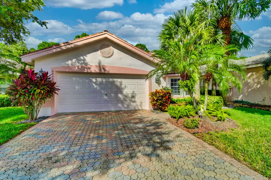 6535 Lucaya AVE, Boynton Beach, FL 33437