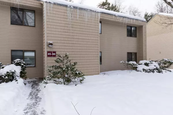 South Burlington, VT 05403,85 Bayberry LN #85