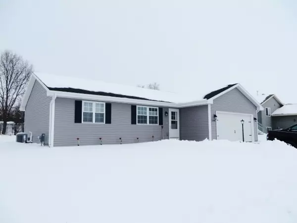 1300 Fir St, Janesville, WI 53546