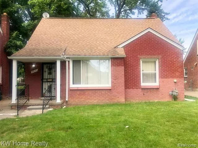 10036 HEYDEN CRT, Detroit, MI 48228