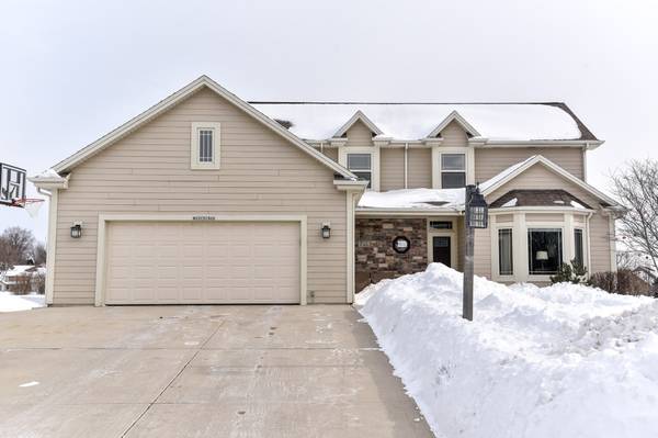 W231N7866 Martin Ct, Sussex, WI 53089